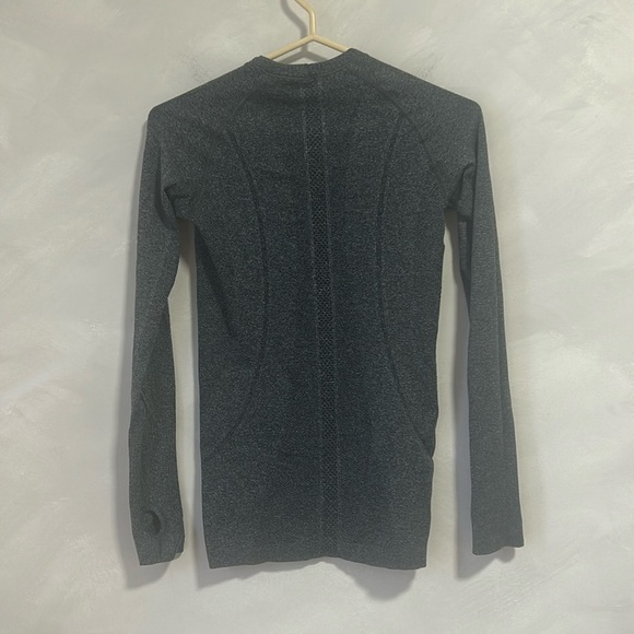 Lululemon Swiftly Tech Long Sleeve Crew Grey size 4 - Picture 7 of 8
